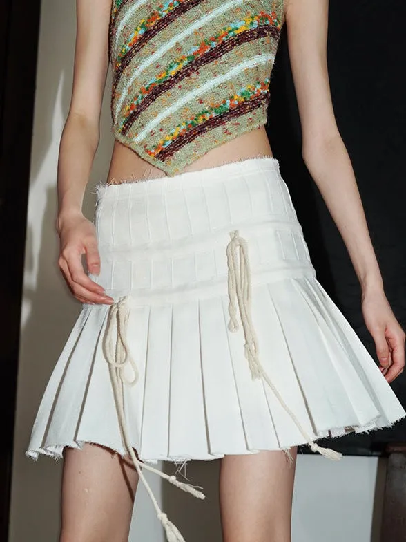 Raw Edge Design Pleated Skirt